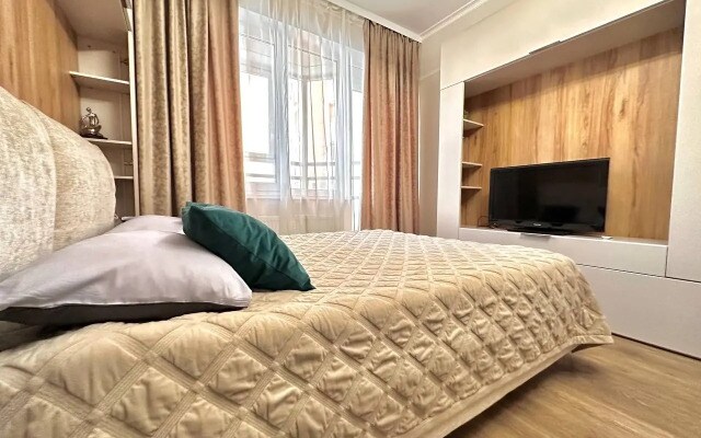 Апартаменты EasyGuest на Проспекте Большевиков 7