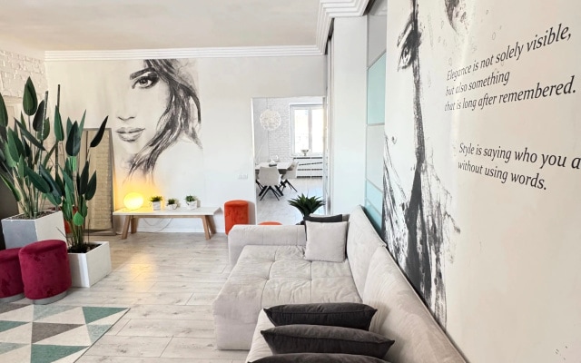 Апартаменты Apartment with Jacuzzi in the Center