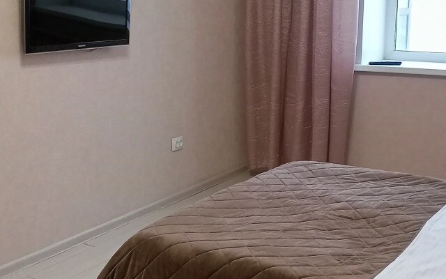 Квартира Кирова 120А оранжевая квартира