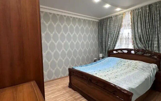 Квартира с Большой Кроватью и Ванной Джакузи