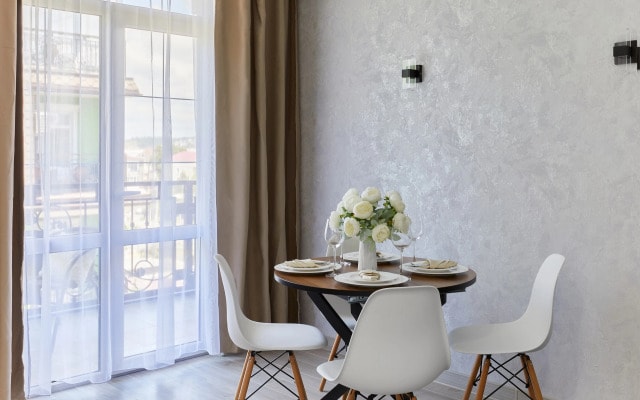 Апартаменты Red Apartments Арт Лайт Сити Грей