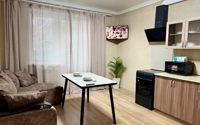 Квартира на Междуречьи улица Ушакова