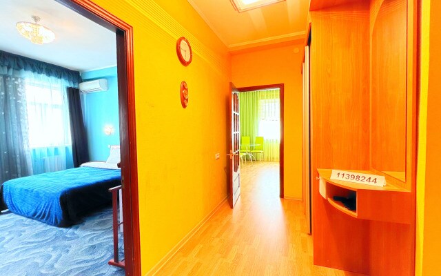 3komn Kvartira V Samom Tsentre Apartments
