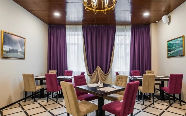 Отель Fortis Hotel Dubrovka
