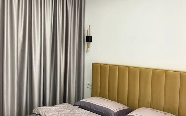Апартаменты видовые с кроватью и большим балконом, 17 этаж