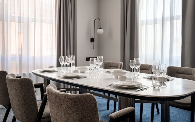Отель Cort Inn Казань Кремль (ex Courtyard by Marriott)