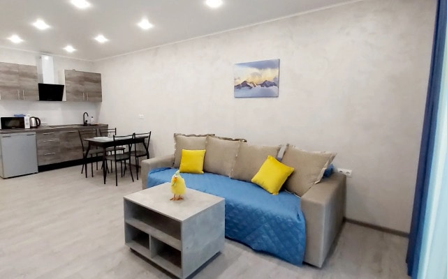 Plyazh Naberezhnaya Apartments