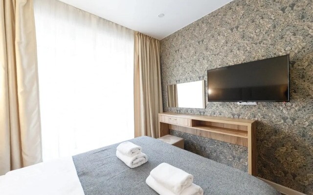 Апартаменты Red Apartments Покровский Парк Кипарис