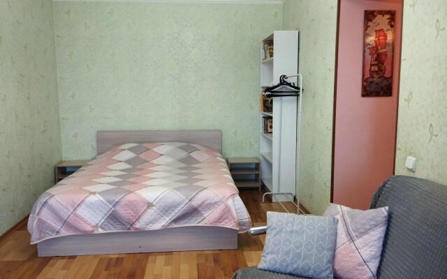 Uyutnaya Retro-Kvartira U Zdravy Flat