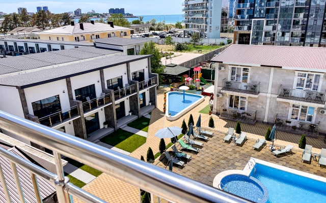 Отель Avdallini Golden Bay