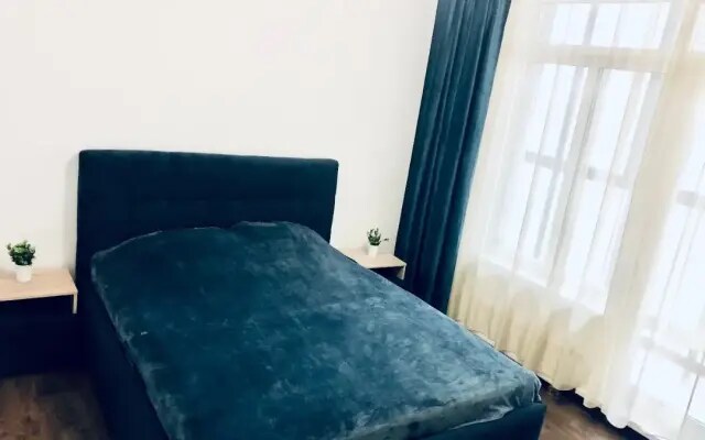 Квартира на Бирюзова