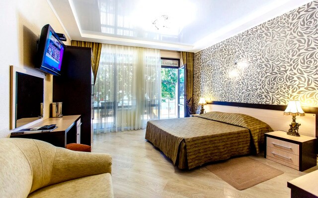Bravissimo Hotel