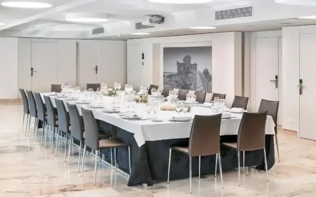 Отель Salles Ciutat del Prat