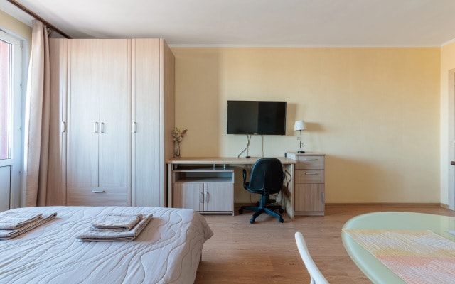 Sutki Rent (Сутки Рент) с видом на Охту