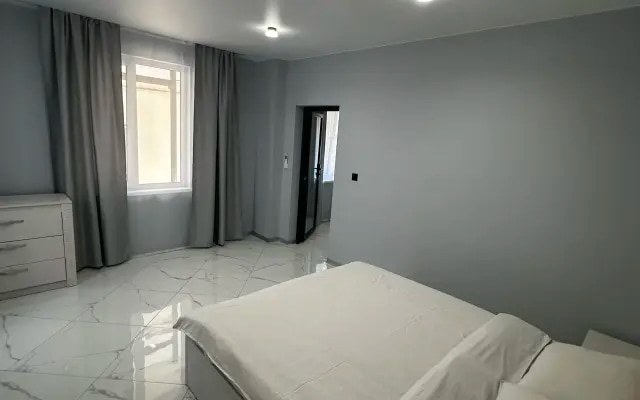 Квартира на набережной