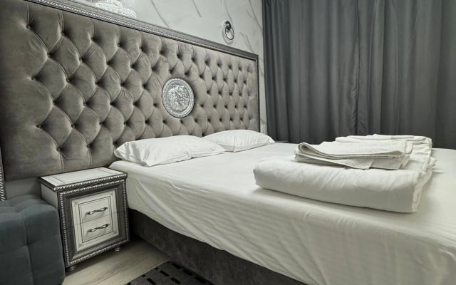 Апартаменты С Теплым Бассейном 5 Минут от Моря