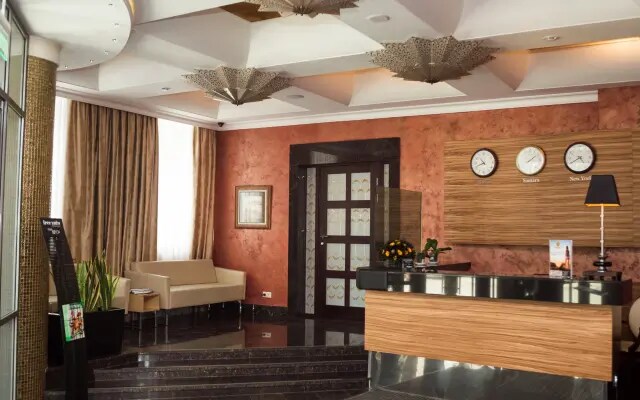 Отель Ost West Hotel Ост Вест