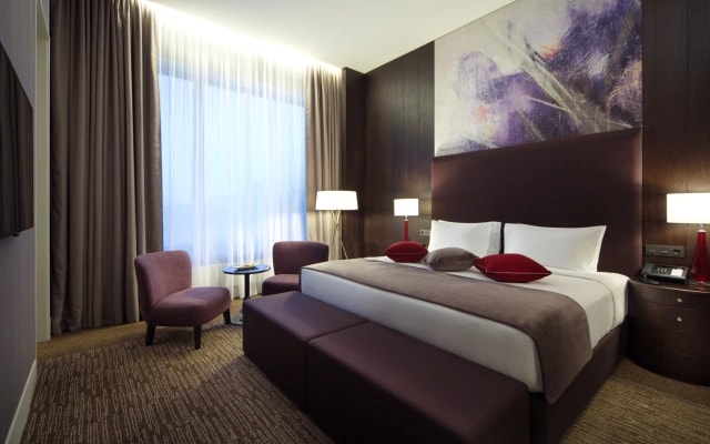Отель Doubletree by Hilton Moscow - Marina