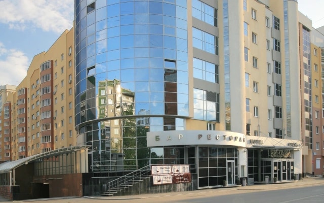 Отель Визави