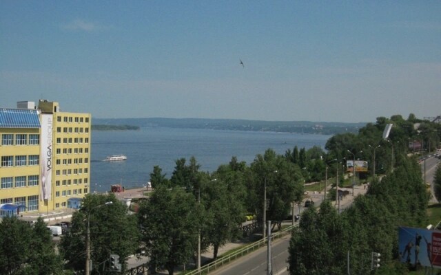 Гостиница Корона