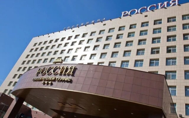 Отель Россия