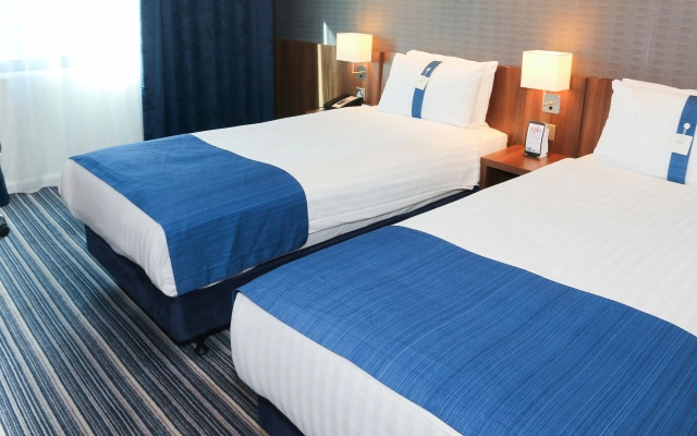 Holiday Inn Express London Heathrow T5 by IHG