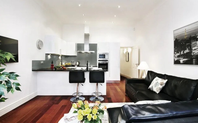 Kensington Suites