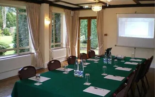 Bookham Grange Hotel