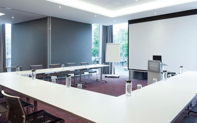 Novotel Paris 17