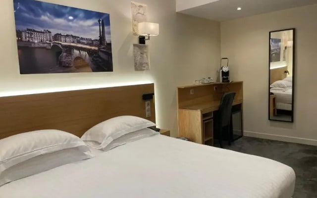 Lion d'Or Paris Hotel
