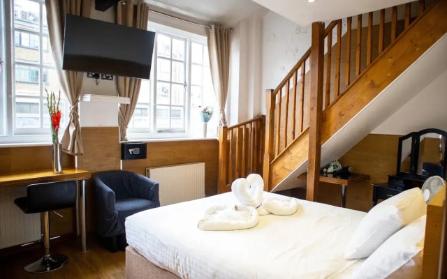 Berkley Aparthotel