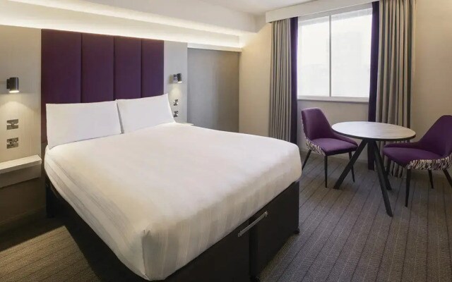 Premier Inn London Wimbledon South