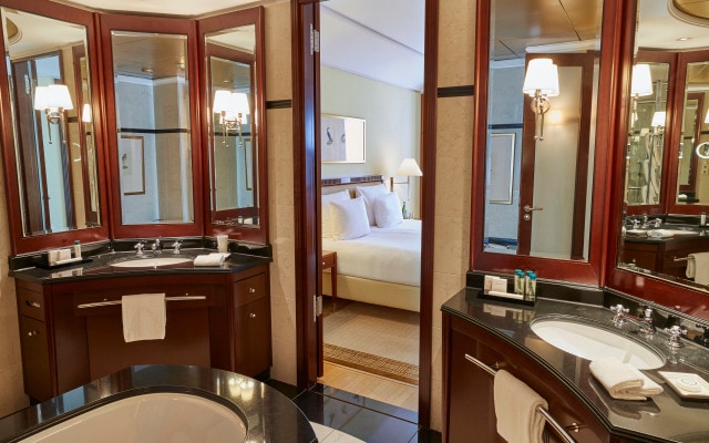 Отель Adlon Kempinski