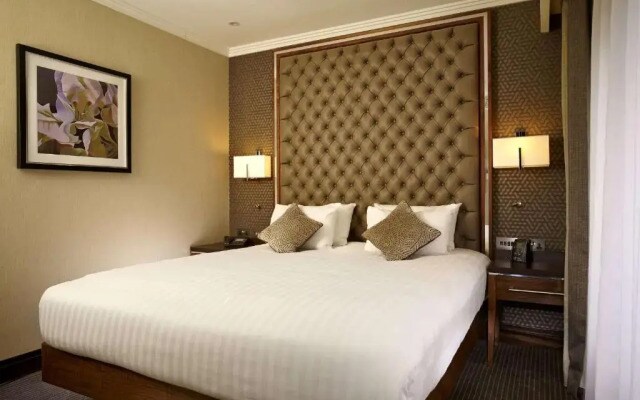 DoubleTree by Hilton London Victoria