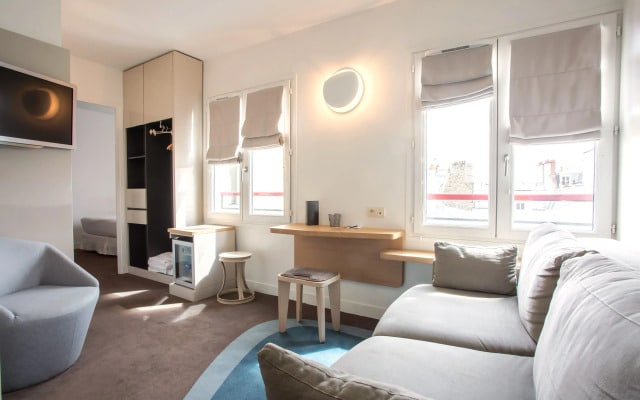 Отель Hôtel Le Marcel - Paris Gare de l'Est