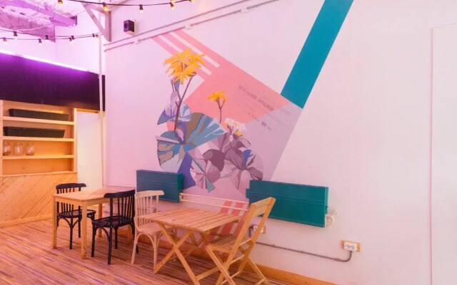 Roots and Moods Hotel