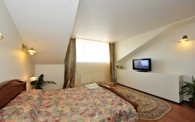 Business Hotel