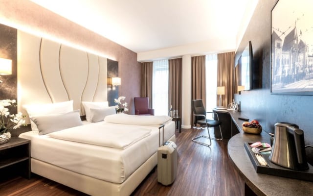 Plaza Premium Berlin Kurfürstendamm