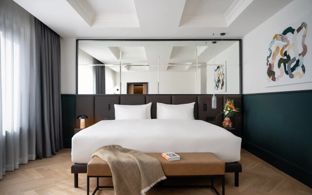 Отель Almanac X Alcron Prague
