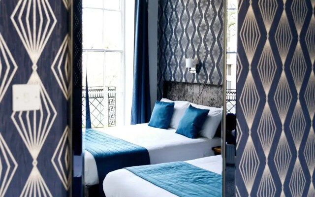 George Hotel