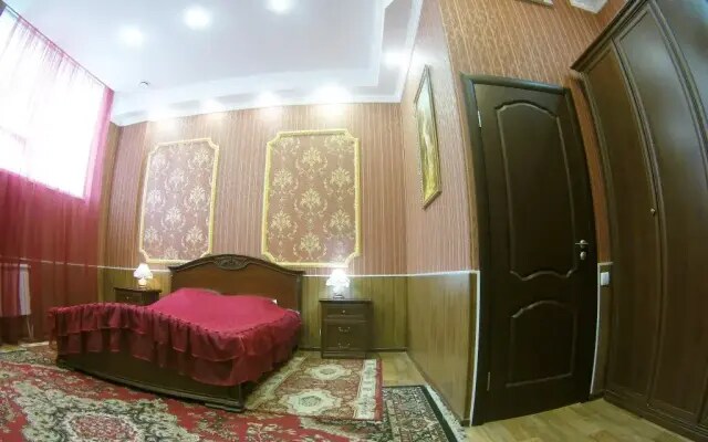 Bratislavskaya Hotel