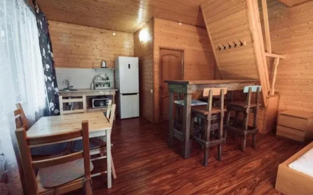 Lesnoe Shale Guest house