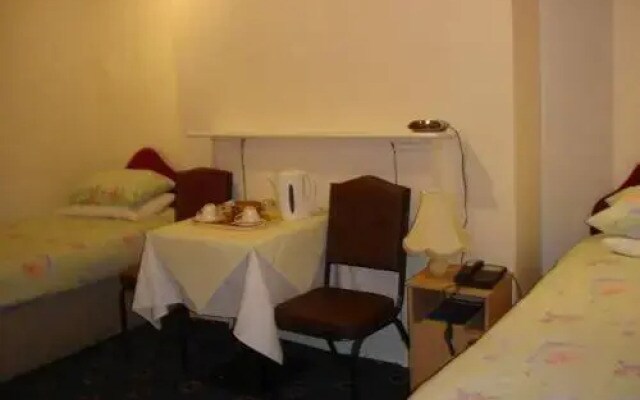 Victoria Park Hotel