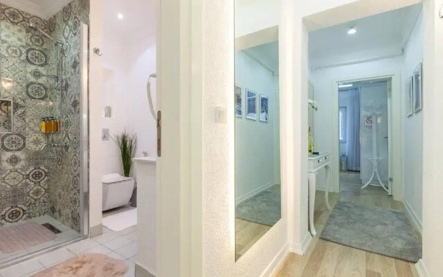 Q Suites In Old City -Best Group Hotels