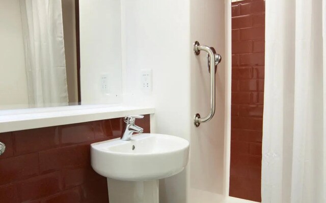 Travelodge Glossop