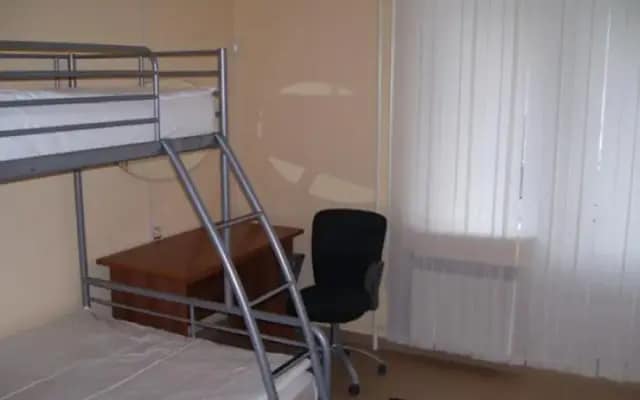 100 Friends Hostel