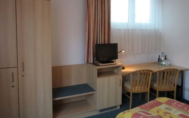 Armony Hotel & Business Center
