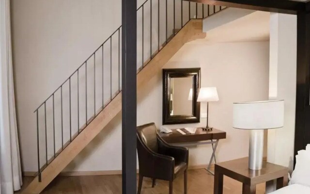 Отель Chic&basic Habana Hoose