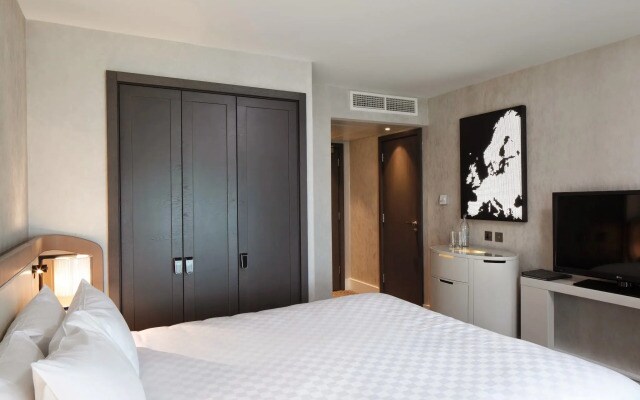 Отель Hilton London Heathrow Airport