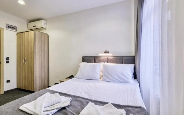 Hub Inn Pera